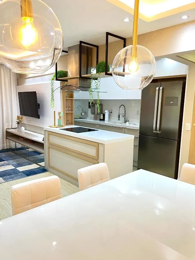Apartamento No Centro Em Balneário Camboriú 아파트