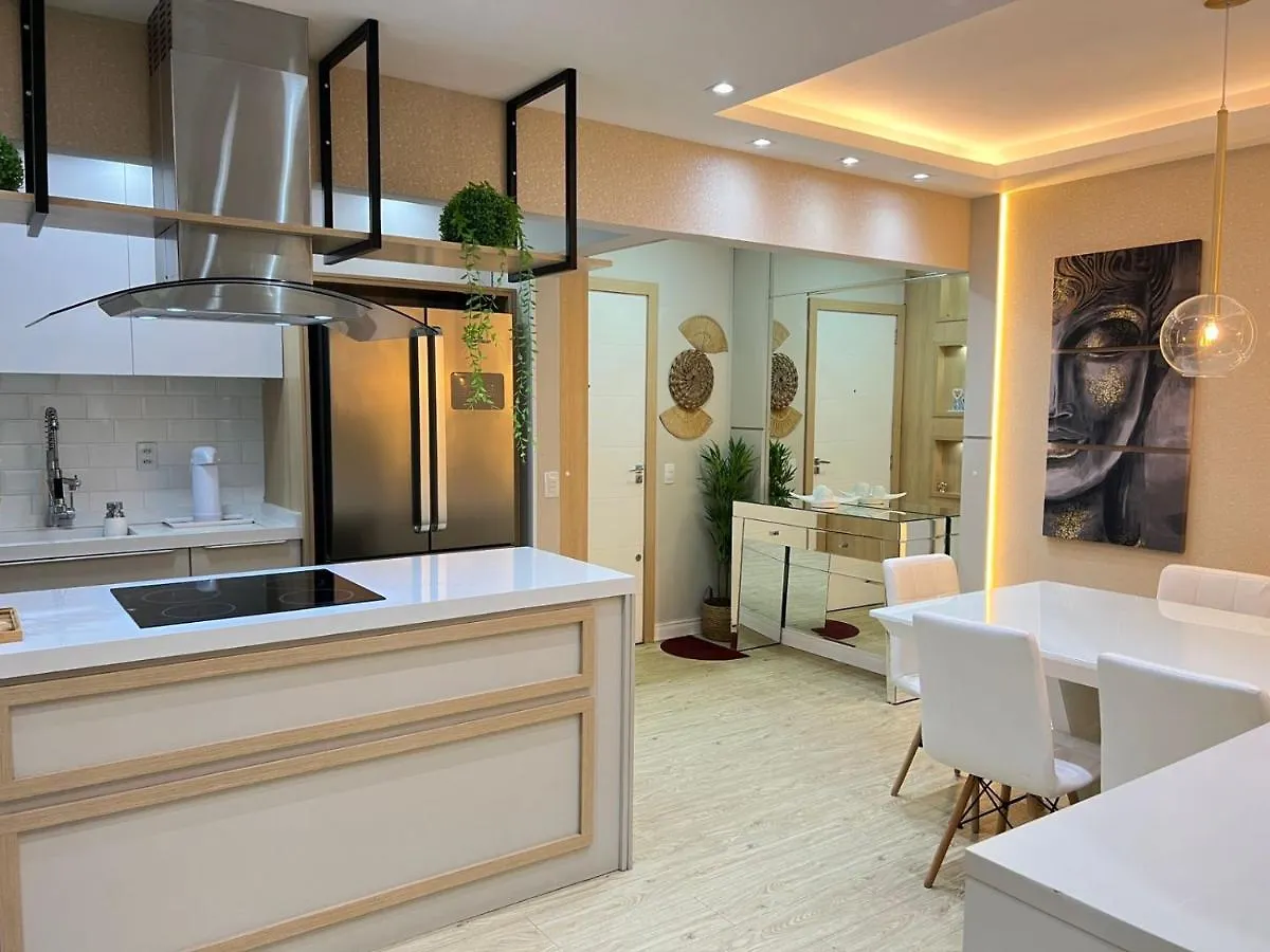 Apartamento No Centro Em Balneário Camboriú 0*,